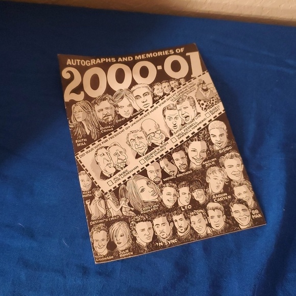 Other - 4/$20 VTG Nostalgic 2000 - 2001 pop culture yearbook insert